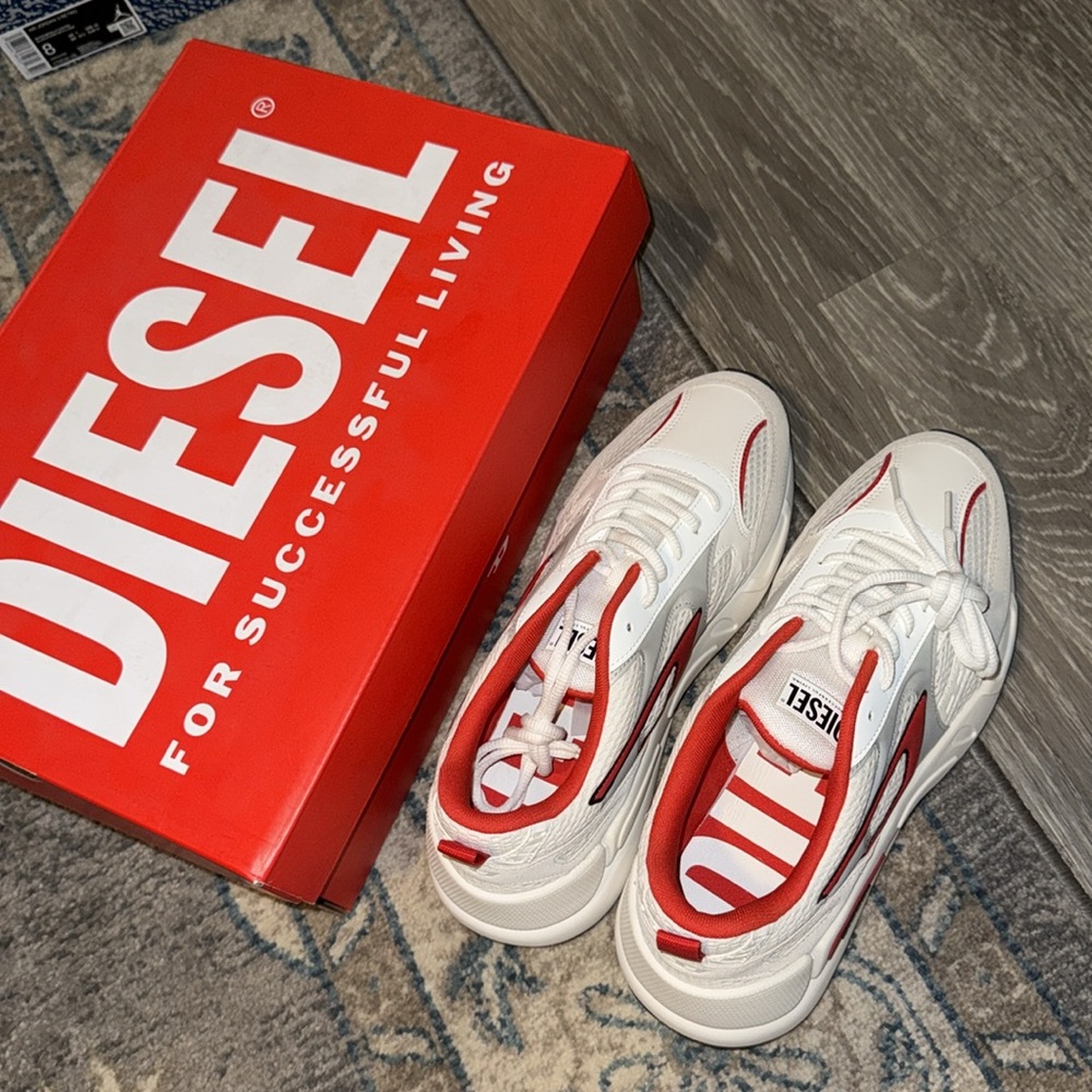 DIESEL Sneakers